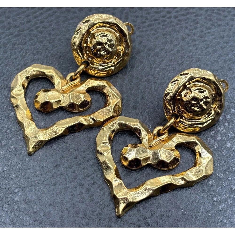 Vintage Made In France 80s Hammered Massive Heart Dangle Clip Earrings Runway - Picture 4 of 16